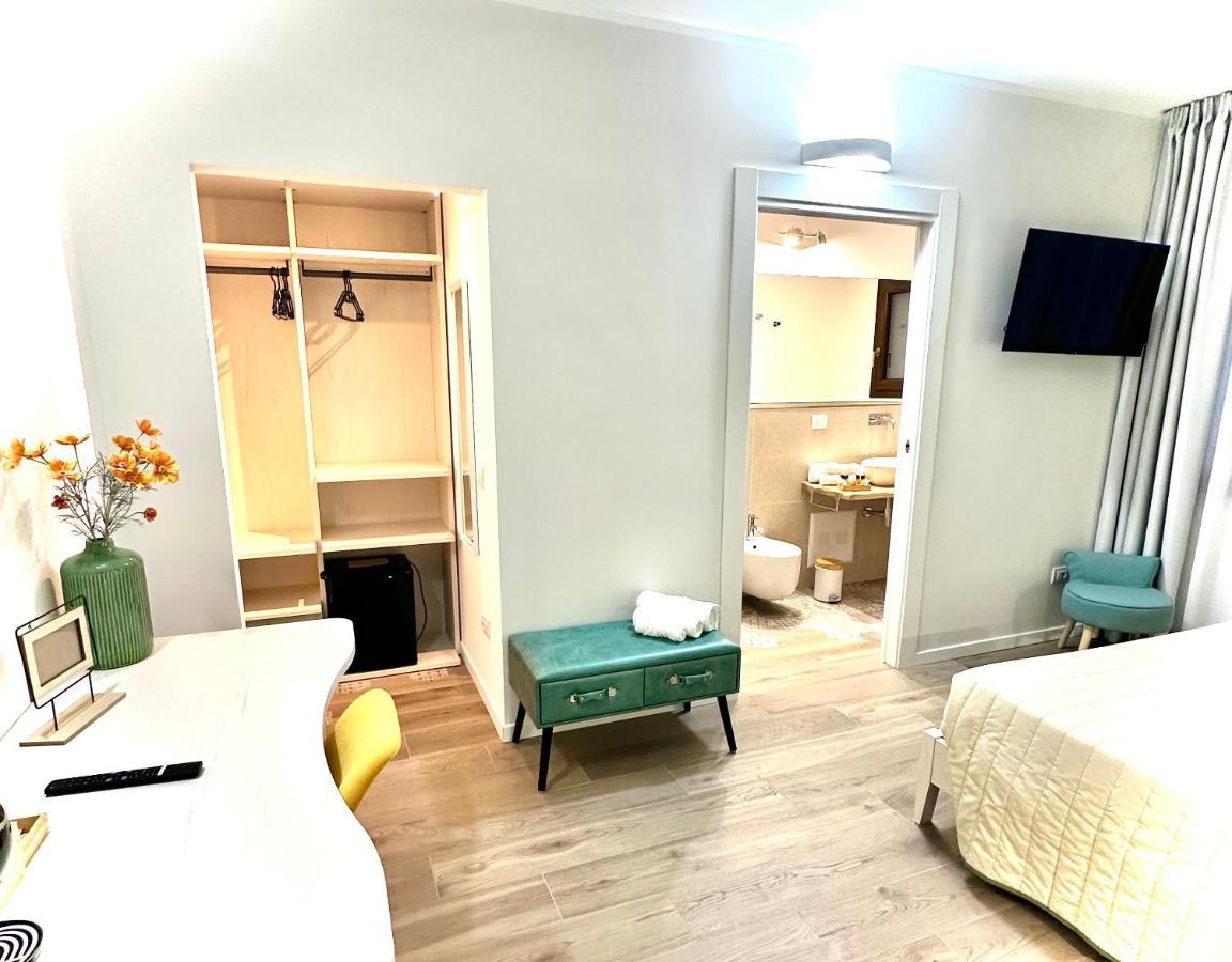 Karasole Hotel San Teodoro  Ngoại thất bức ảnh